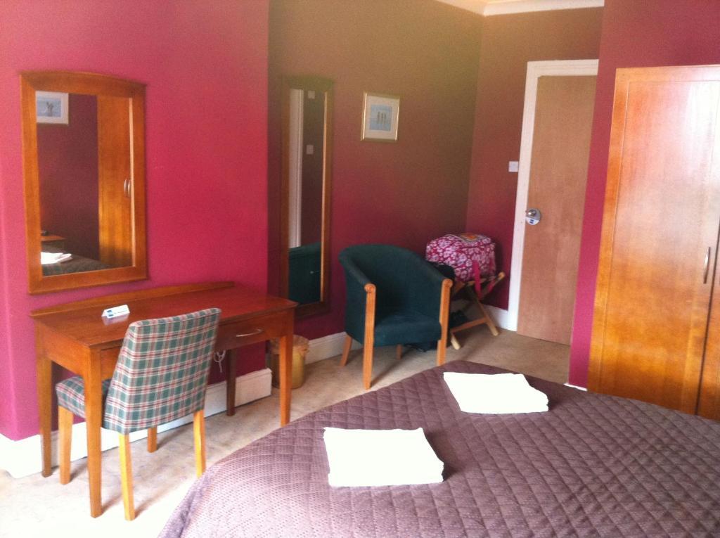 The New Alexandra Hotel ランディドノー 部屋 写真
