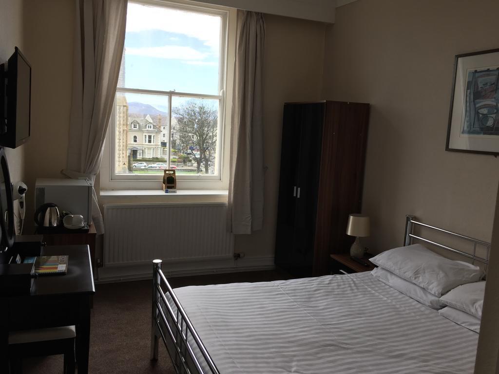 The New Alexandra Hotel ランディドノー エクステリア 写真