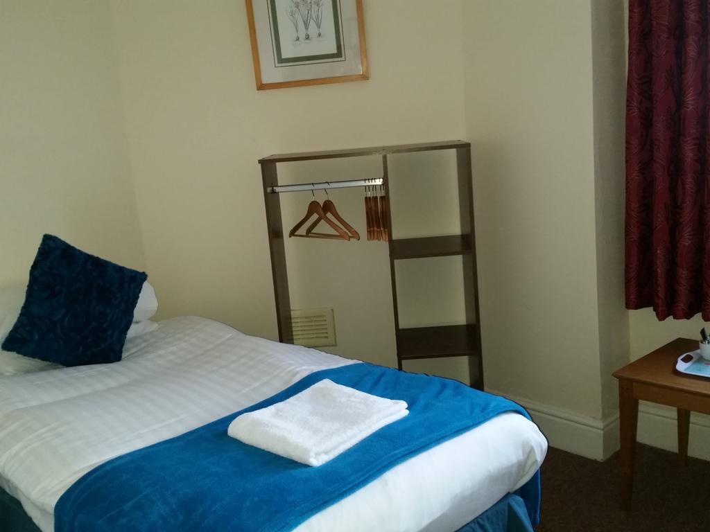 The New Alexandra Hotel ランディドノー エクステリア 写真